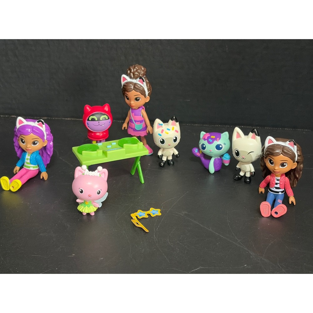 Gabby's Dollhouse Figure Lot Pandy Paws Cakey Cat DJ Catnip Netflix Kids Toy